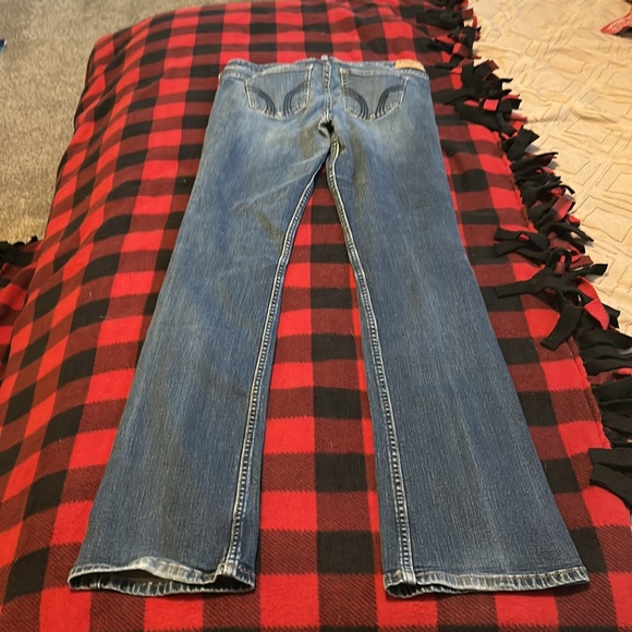 Hollister distressed boot cut jeans 9L - Picture 3 of 5